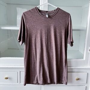 Next level men’s T-shirt medium maroon